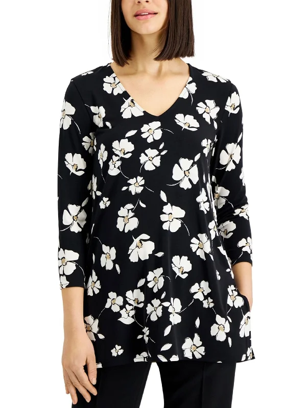 Women's V-Neck Floral Top,Black