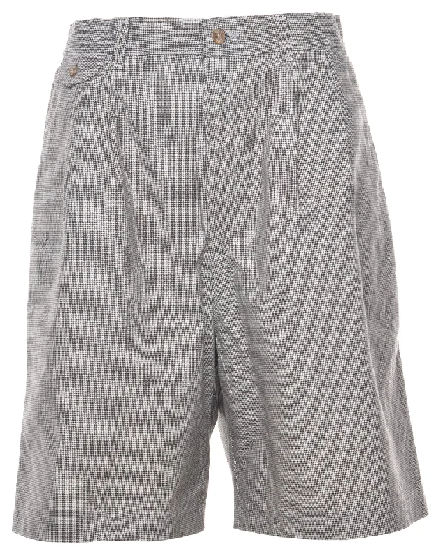 Dogtooth Shorts - W32 L8